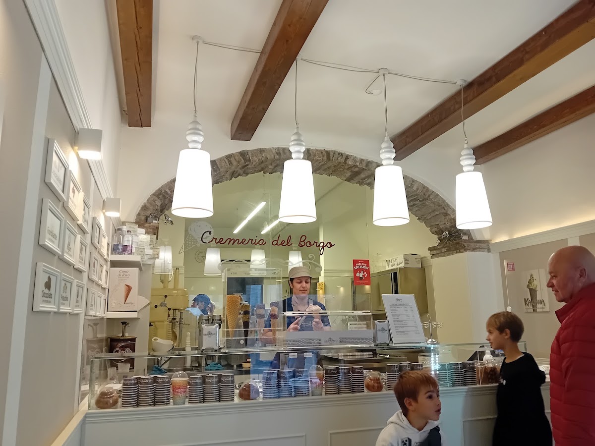 Il locale in servizio.