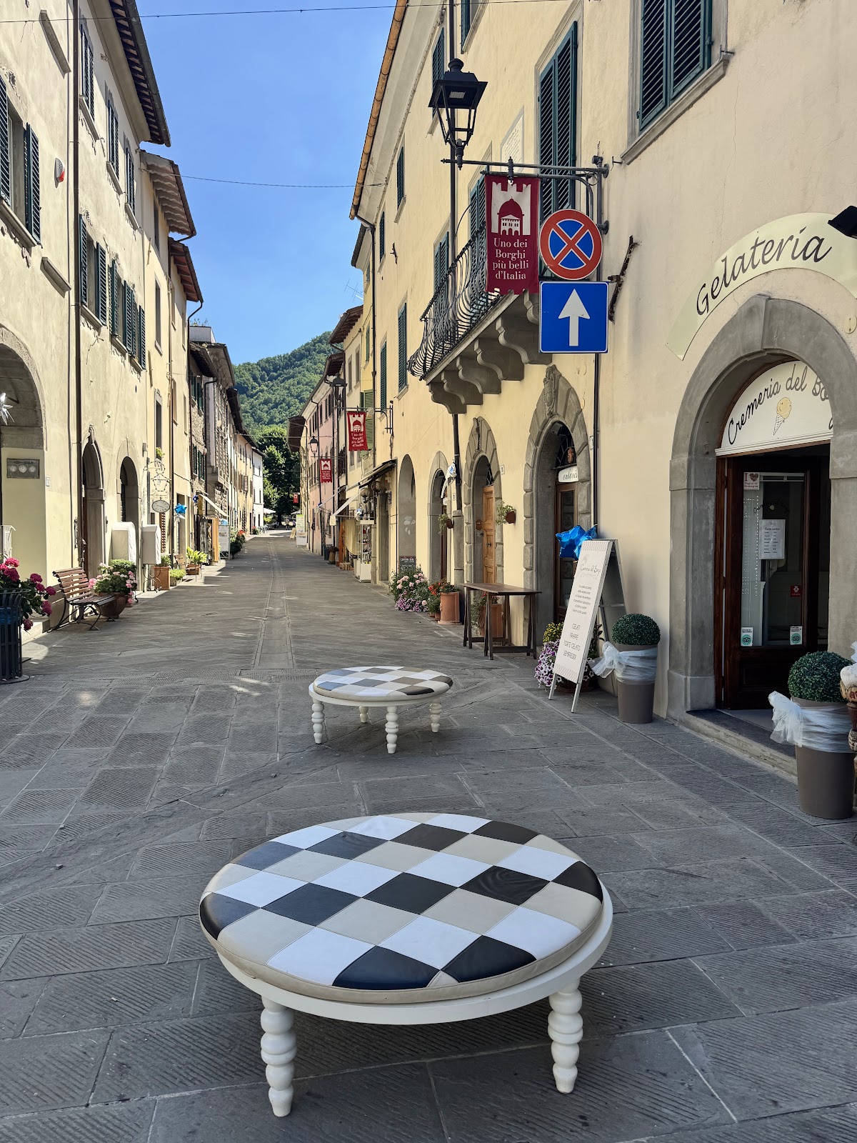 Il locale visto dall'interno.