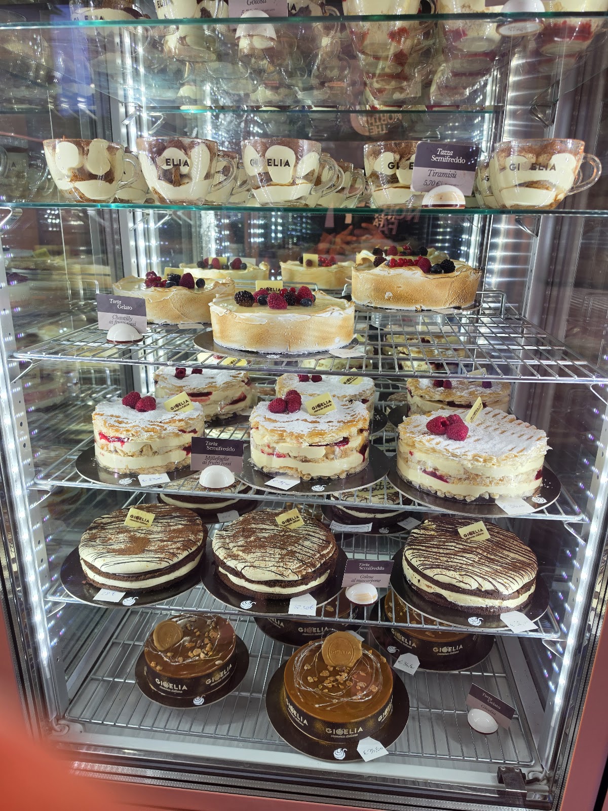 Il locale in servizio.