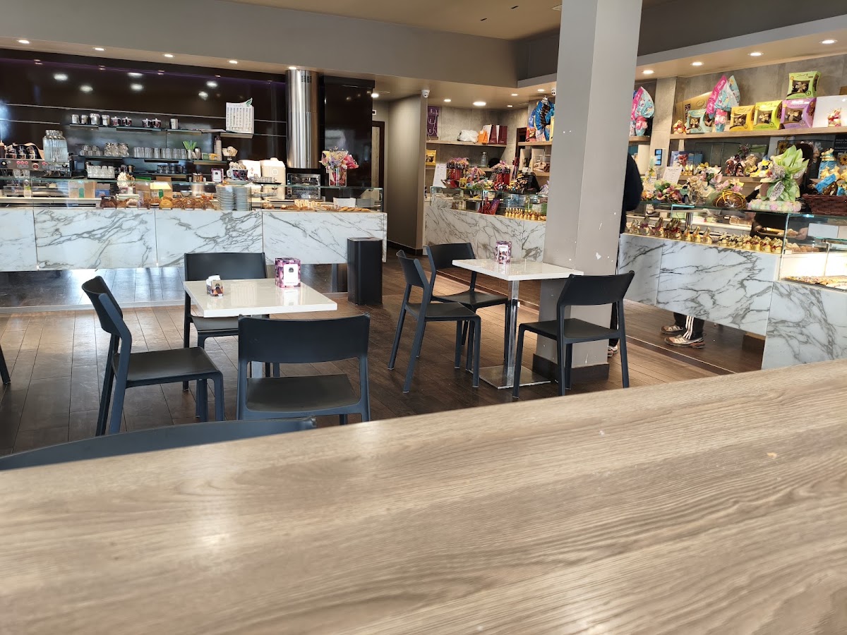 Il locale visto dall'interno.