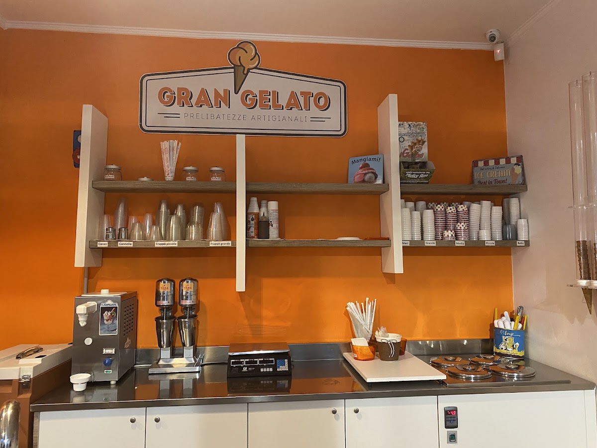 Un dettaglio del banco.