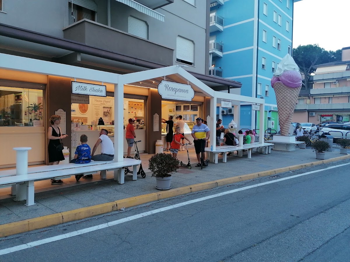 Il locale in servizio.
