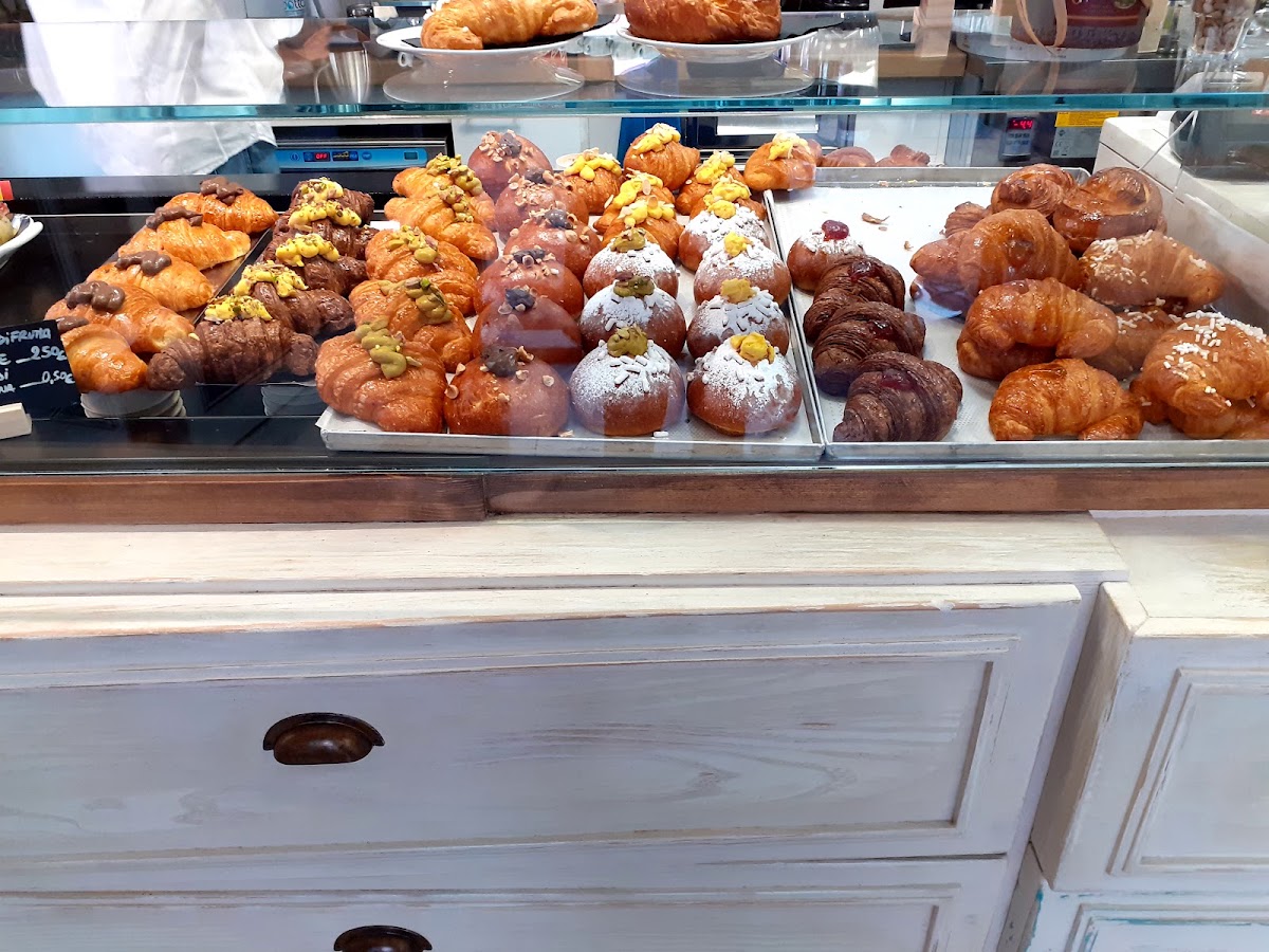 Il locale visto dall'interno.