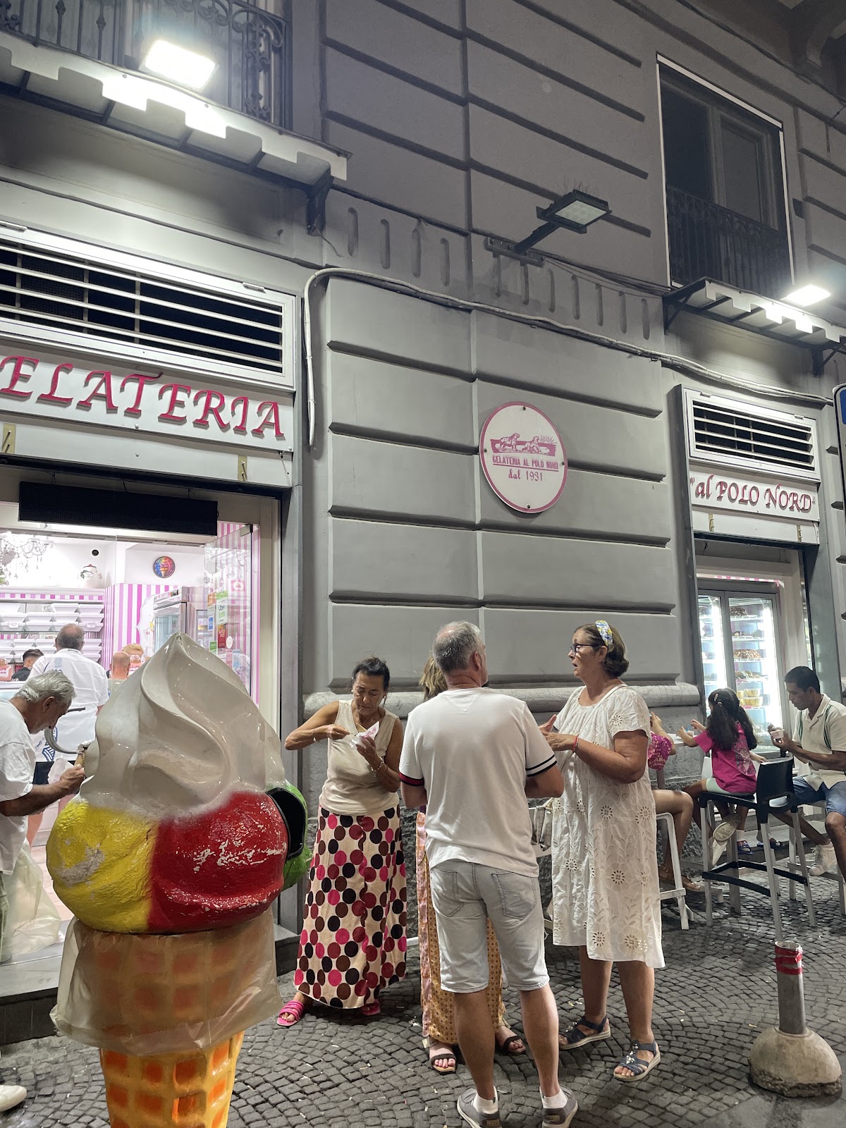 Il locale in servizio.