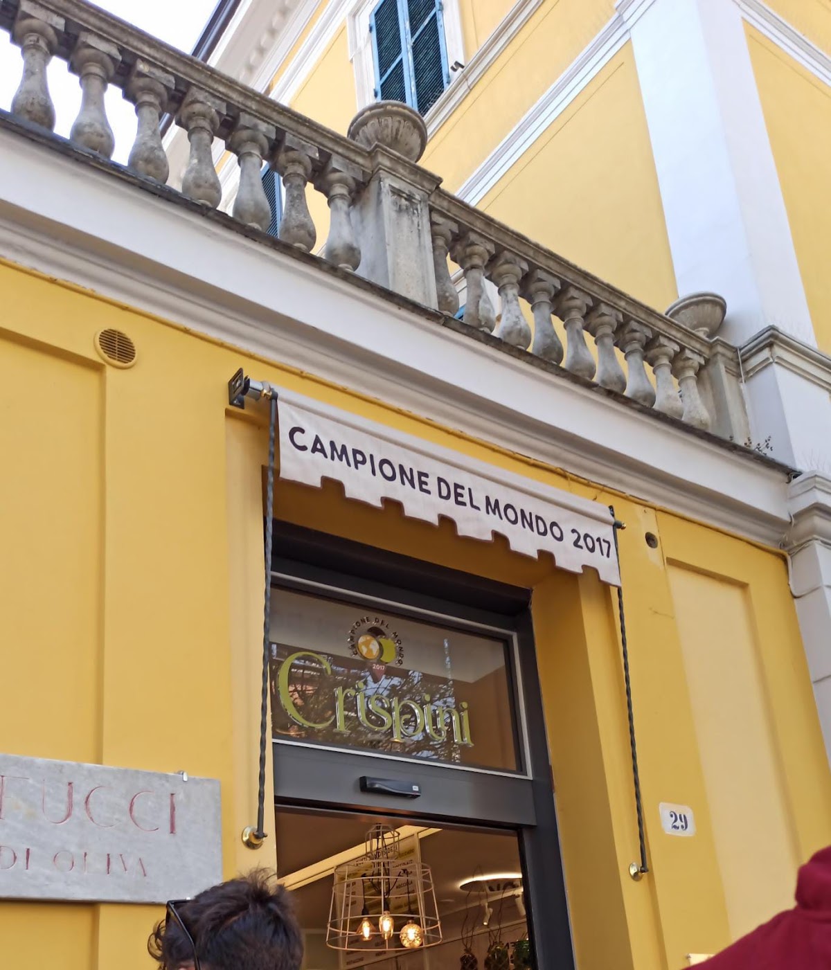 Il locale in servizio.
