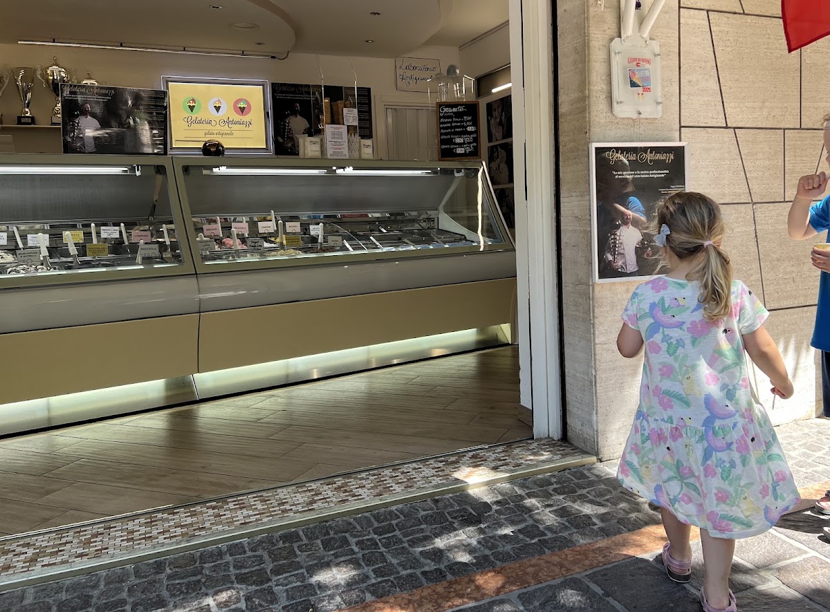 Un dettaglio del banco.