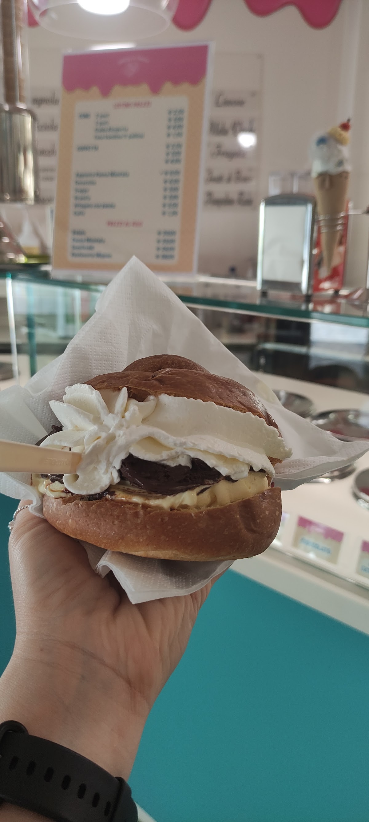 Il gelato della casa.