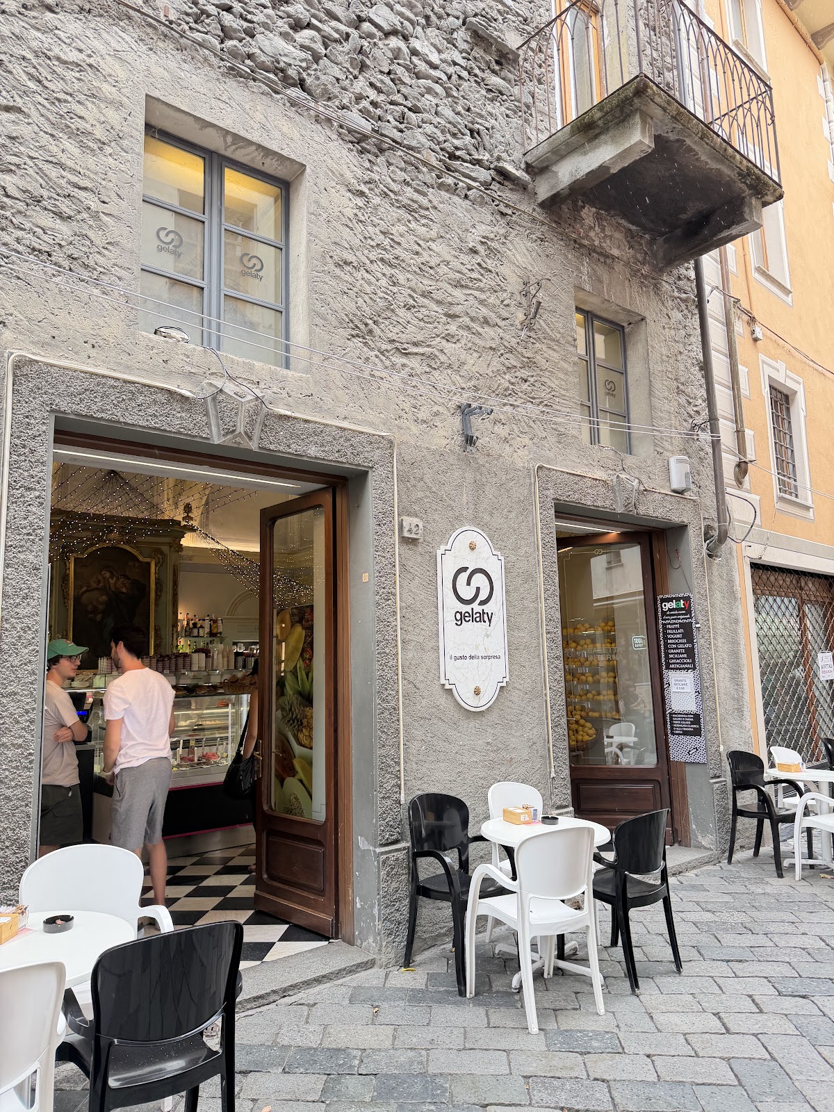 Il locale in servizio.
