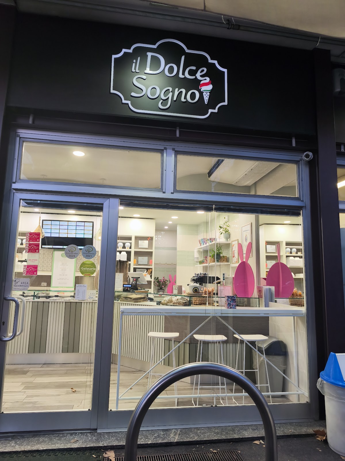 Il locale in servizio.
