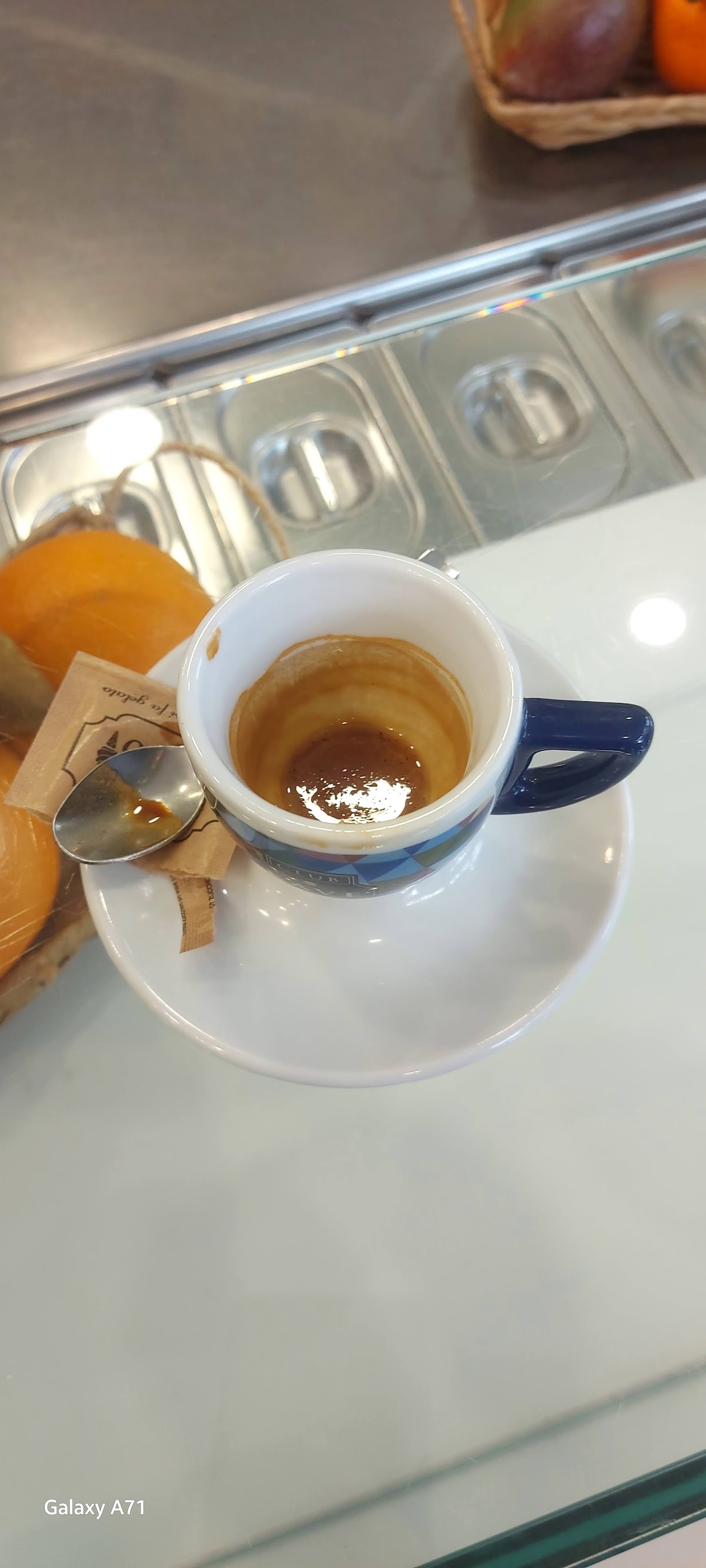 Un dettaglio del banco.