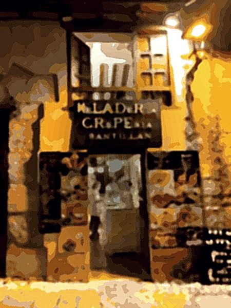 Heladería Crepería Santillán