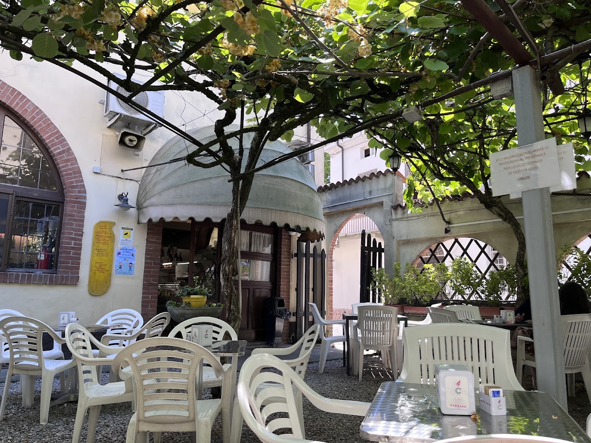 Il locale in servizio.