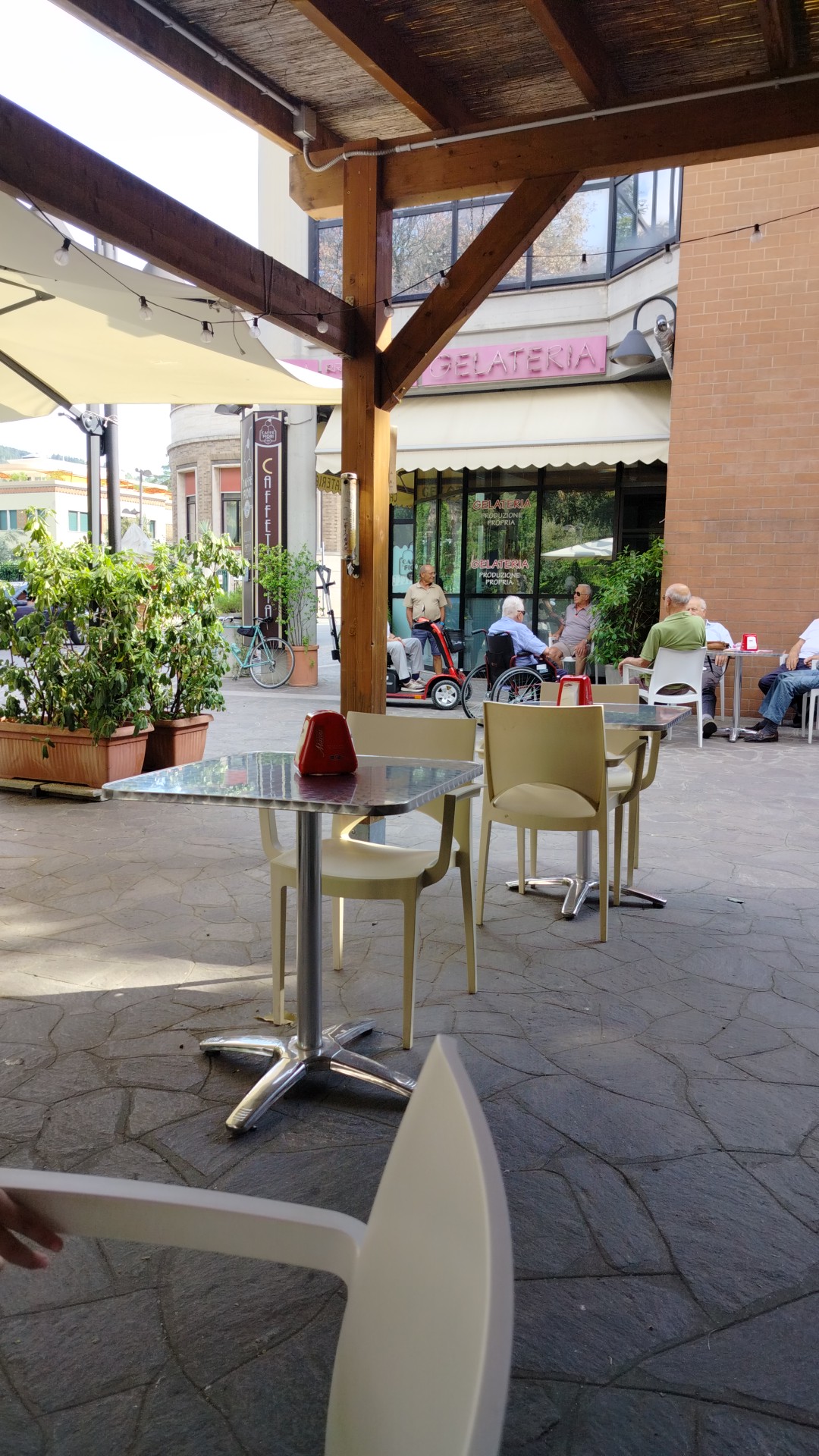 Il locale in servizio.