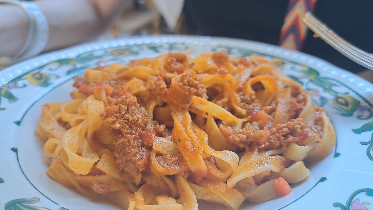 Le vaschette in vetrina.