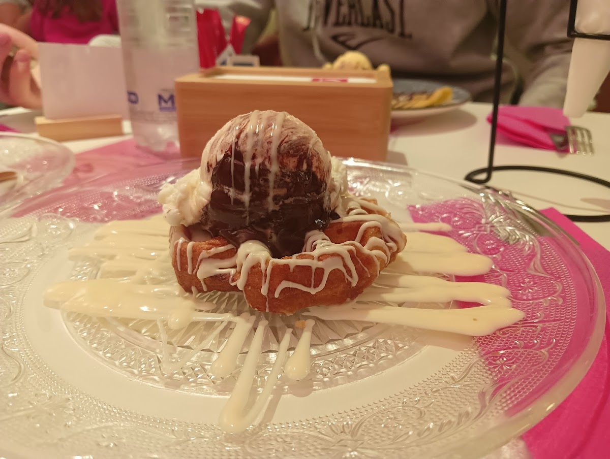 Un dettaglio della vetrina.