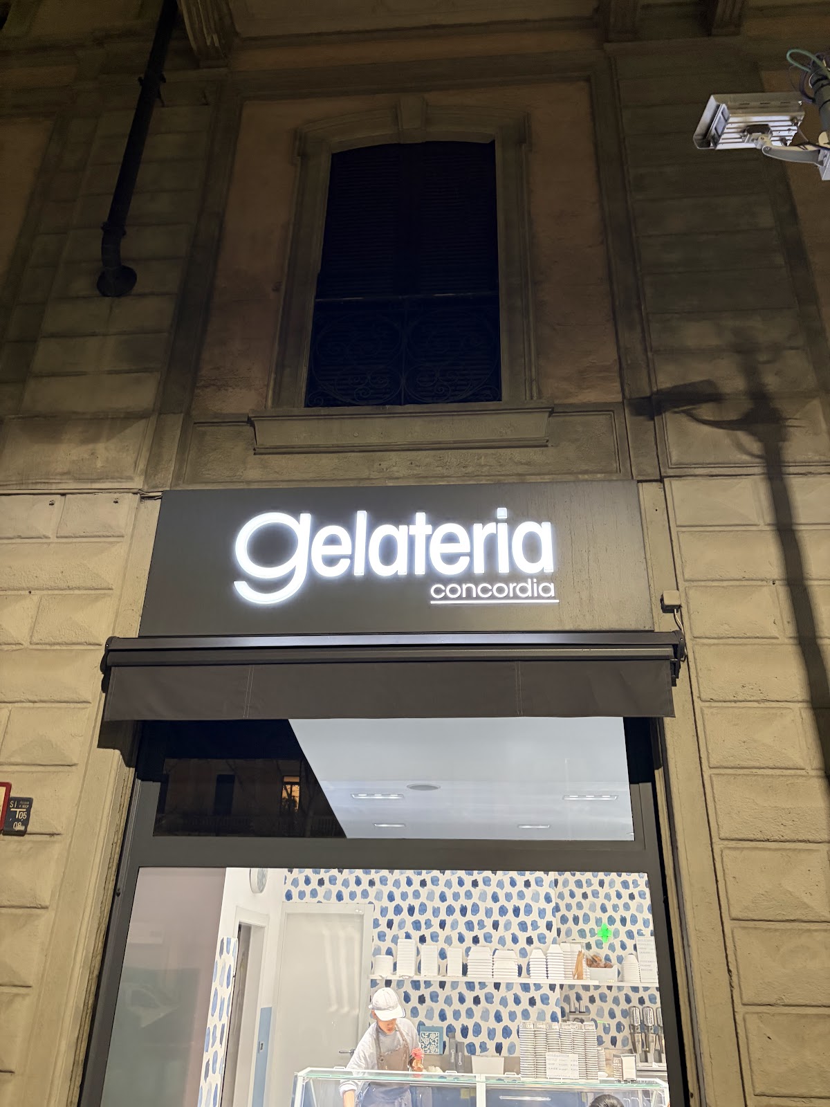 Il locale visto dall'interno.