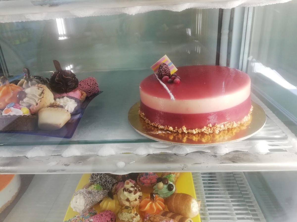 Un dettaglio della vetrina.