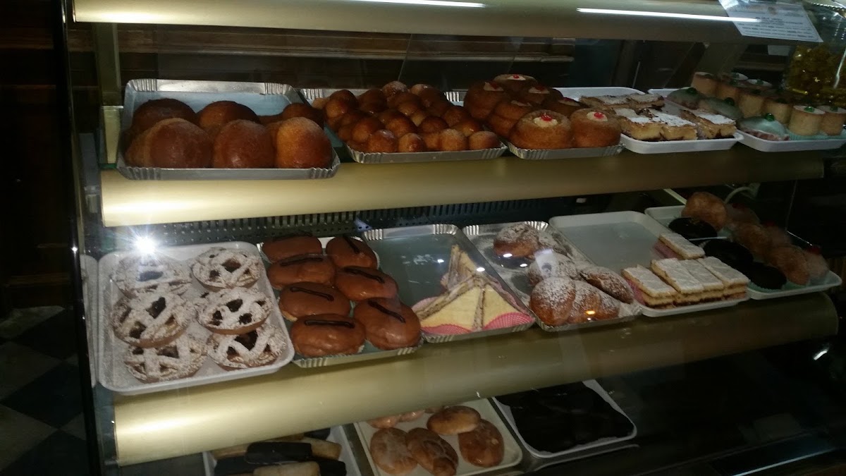 Il locale visto dall'interno.