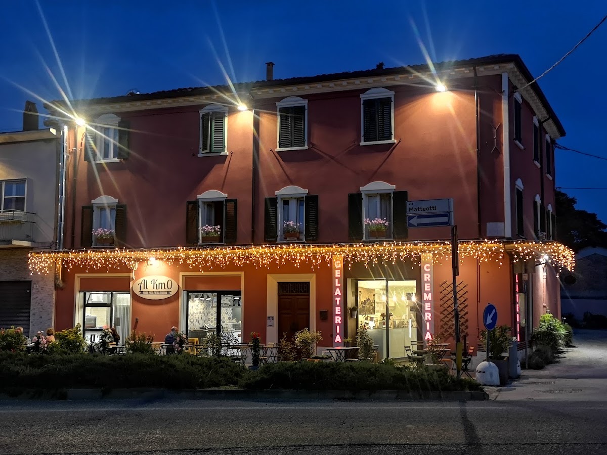 Un dettaglio della vetrina.