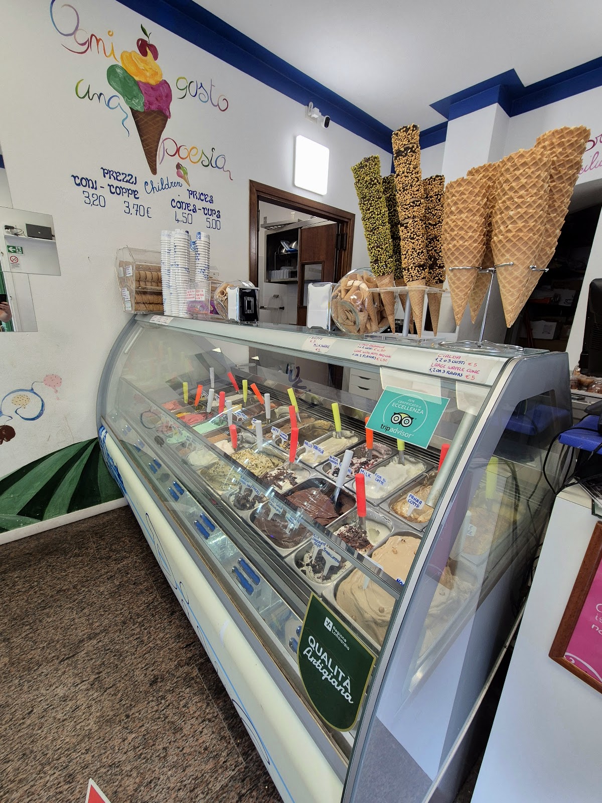 Il locale in servizio.