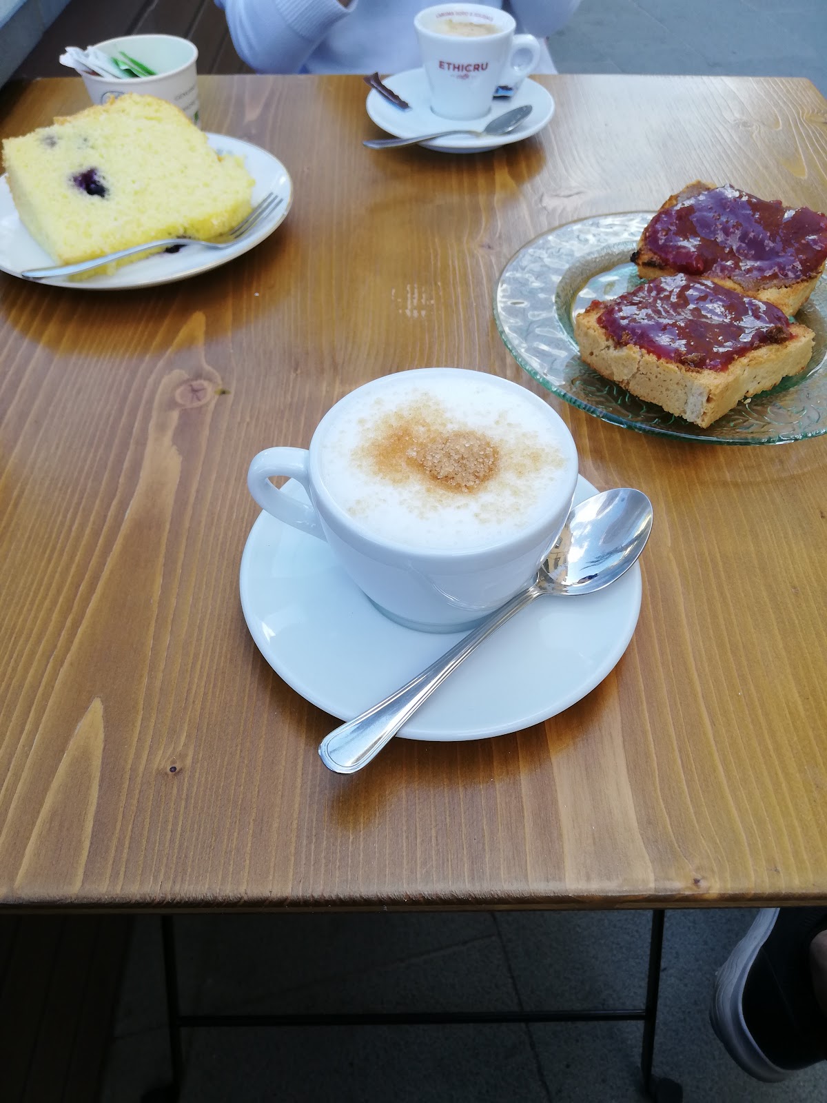 Il locale visto dall'interno.