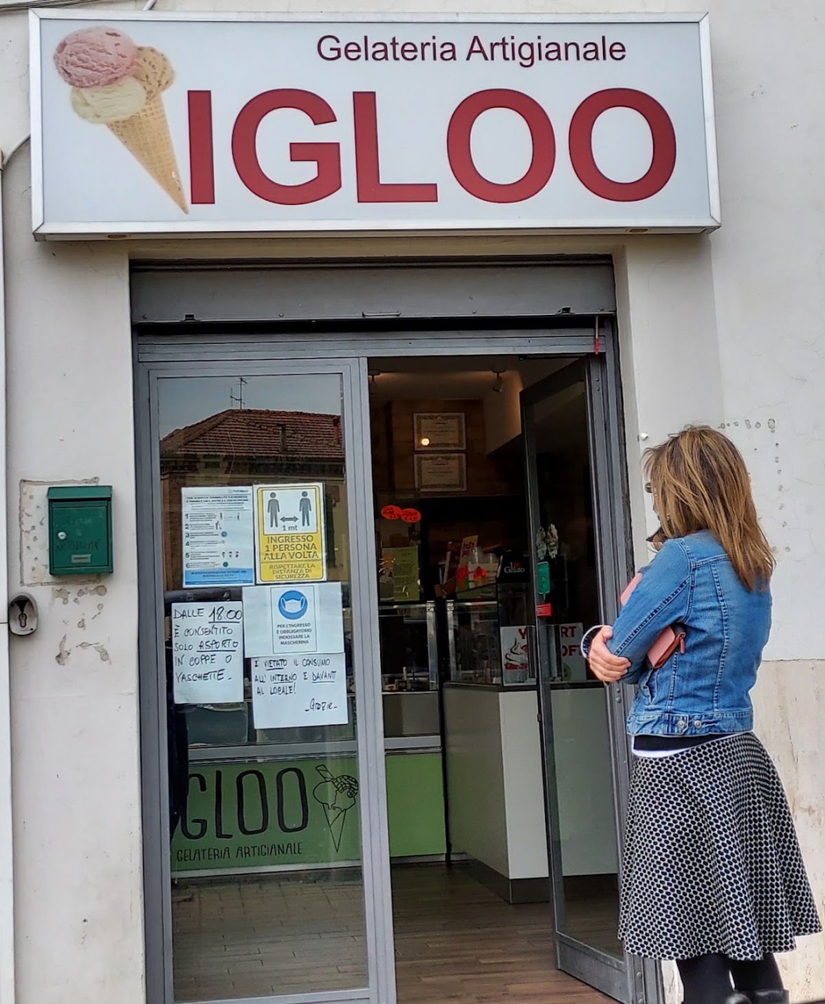 Il locale in servizio.