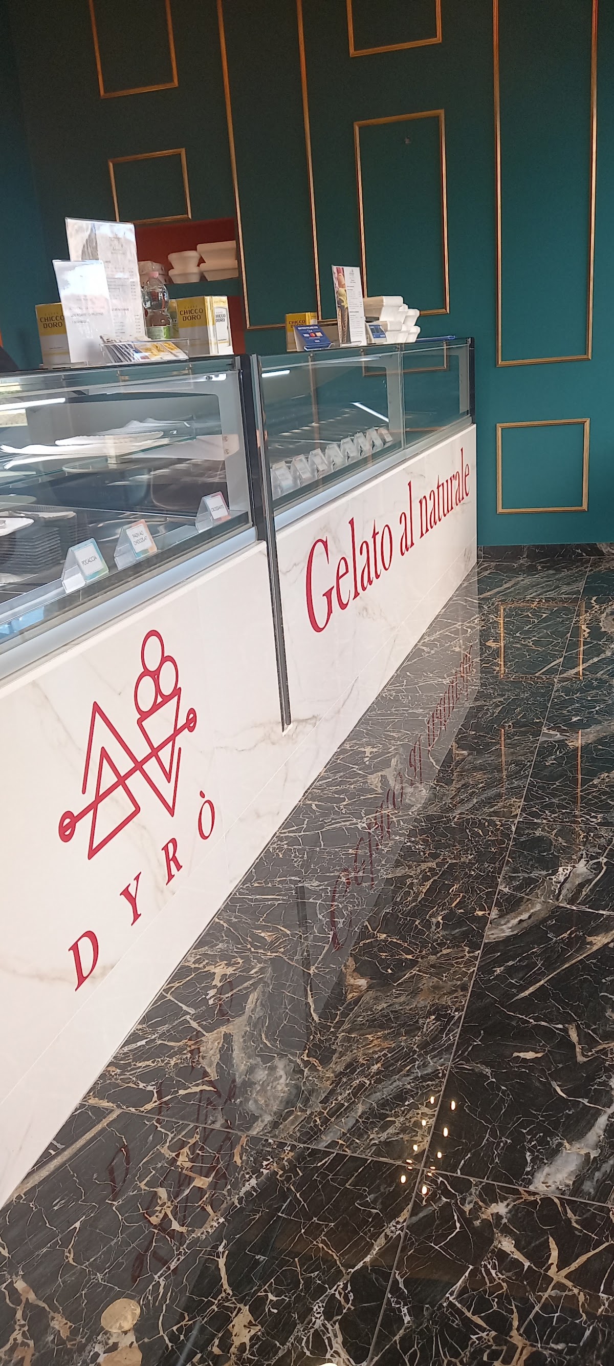 DYRÒ ATELIER GELATERIA CAFFETTERIA