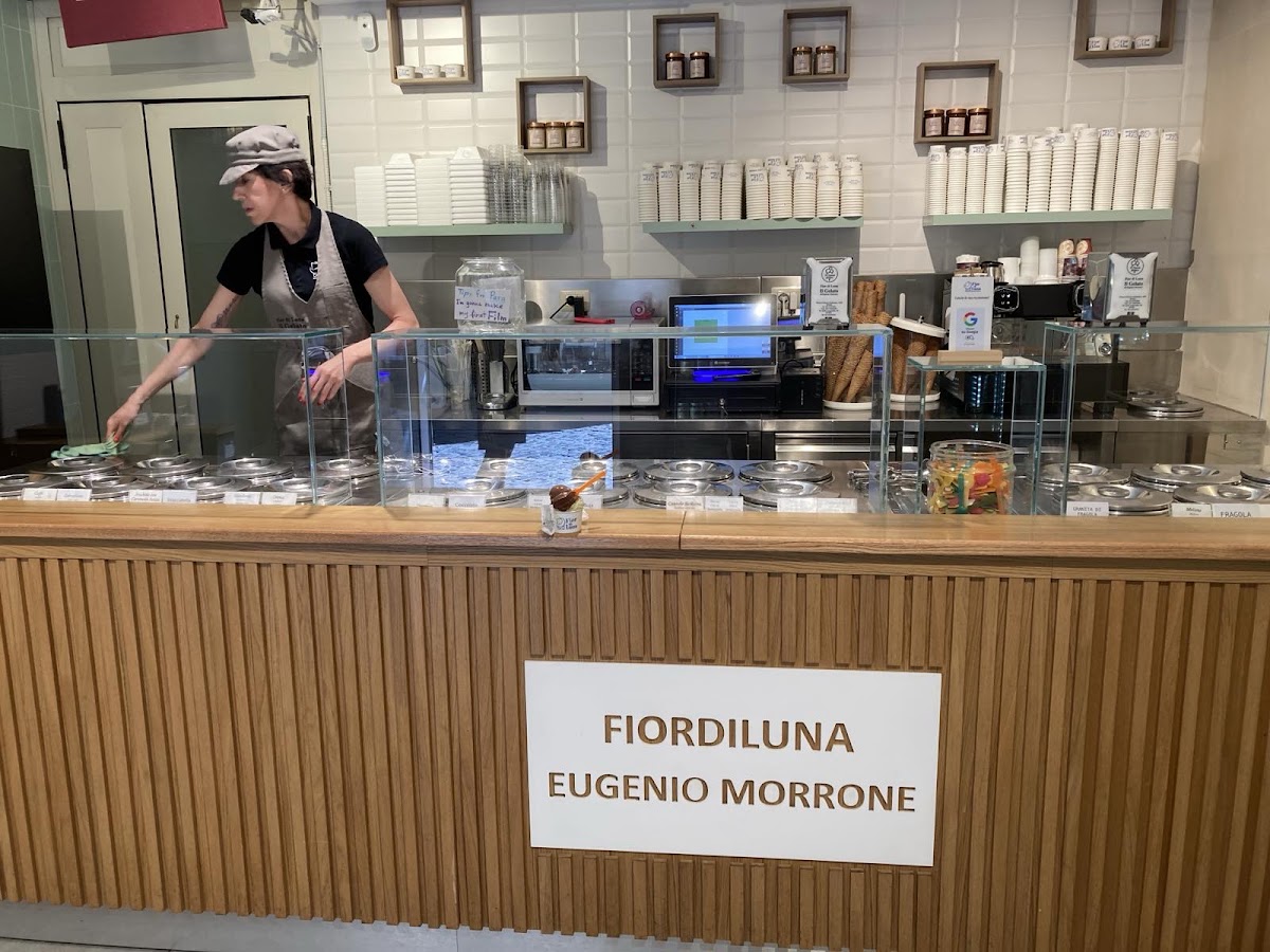 Il locale visto dall'interno.
