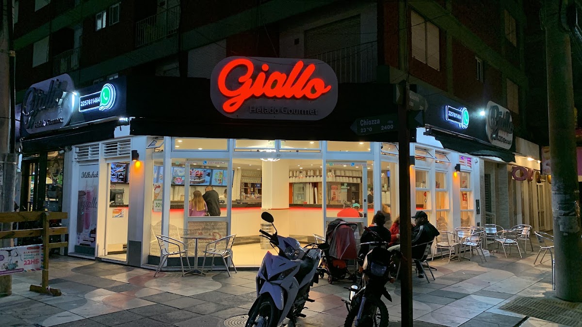 Giallo Helado Gourmet