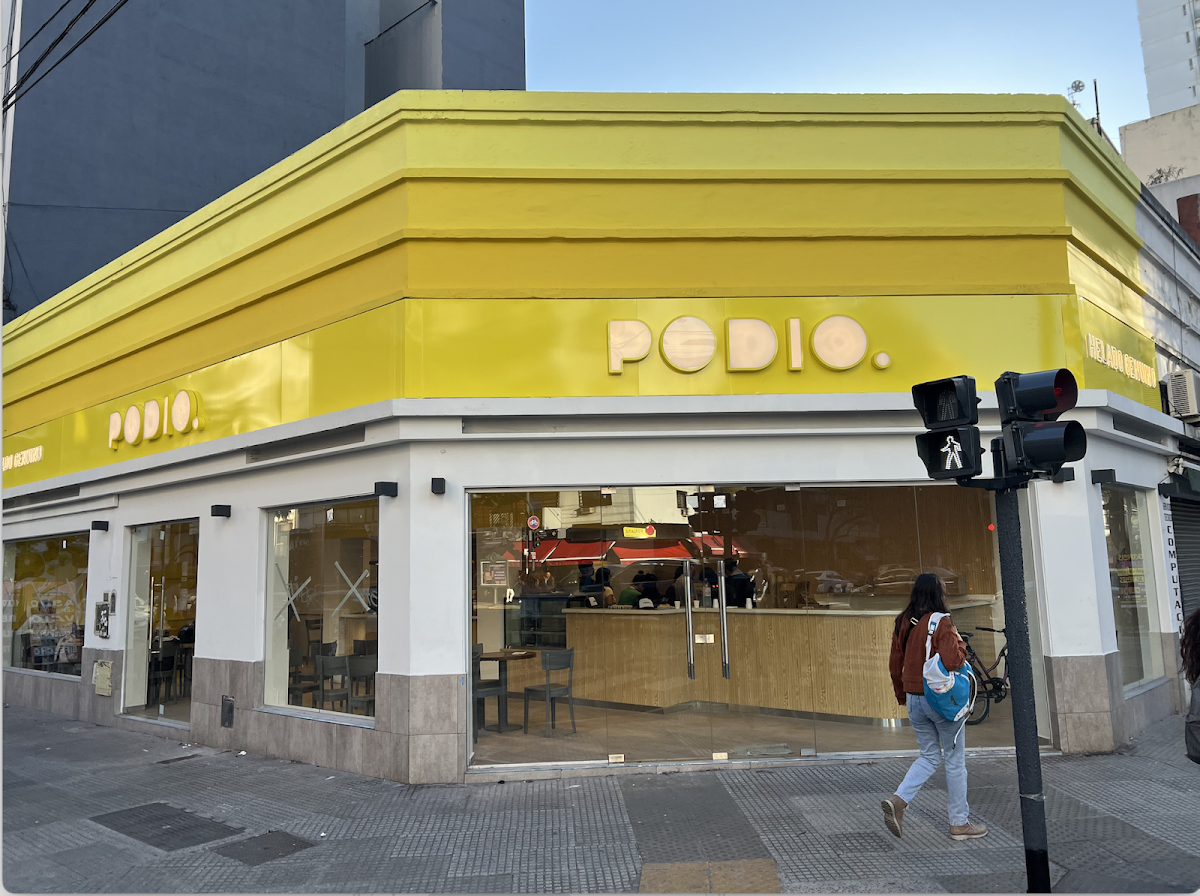 Podio · Helado Genuino