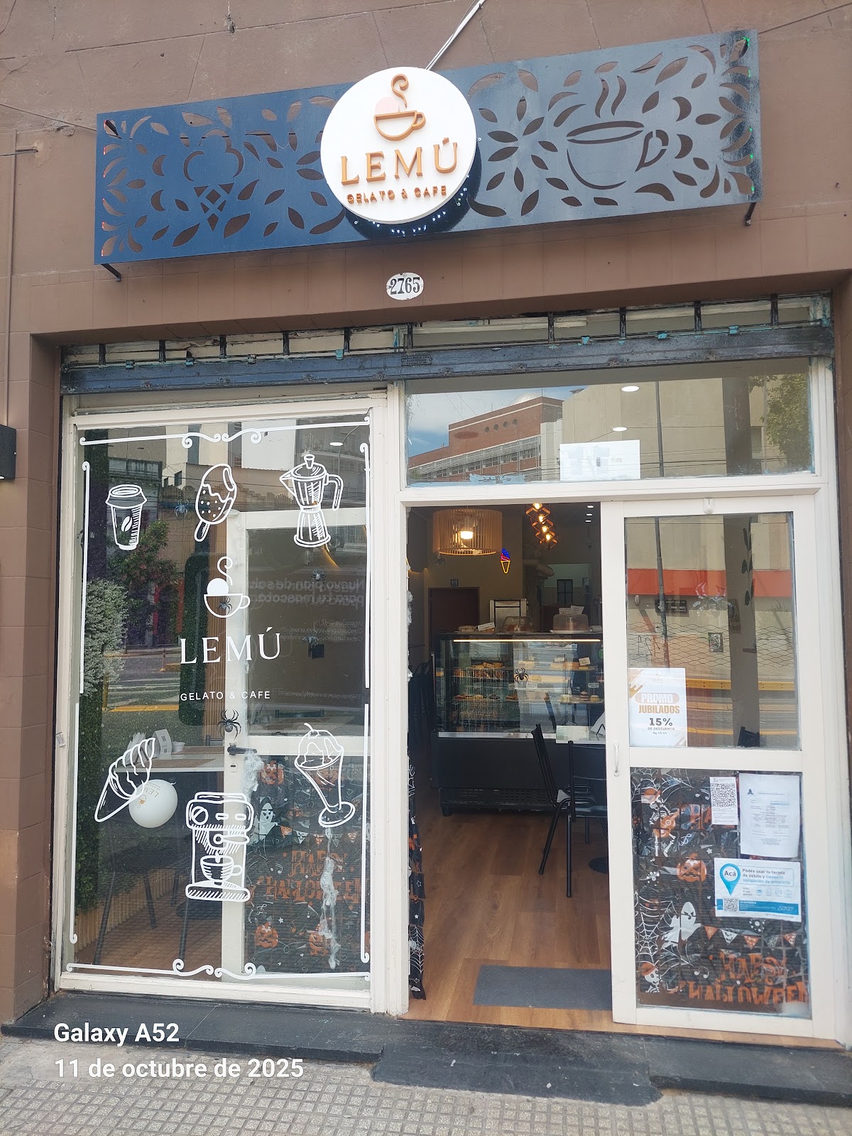 Lemu Gelato y Café