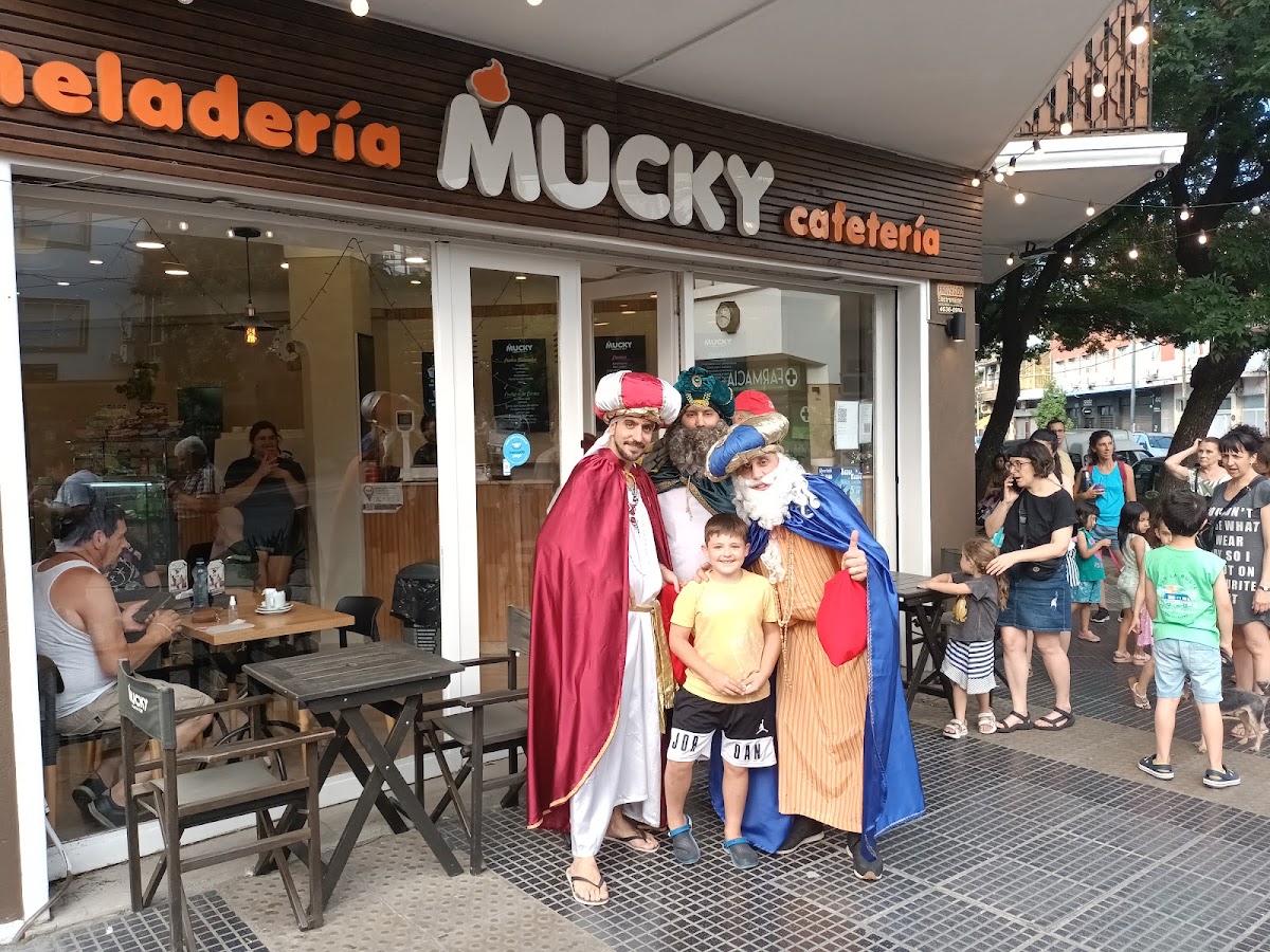 Mucky Helados & Café
