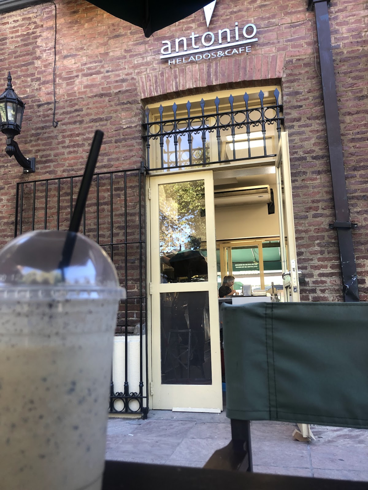 Antonio Helados y Café