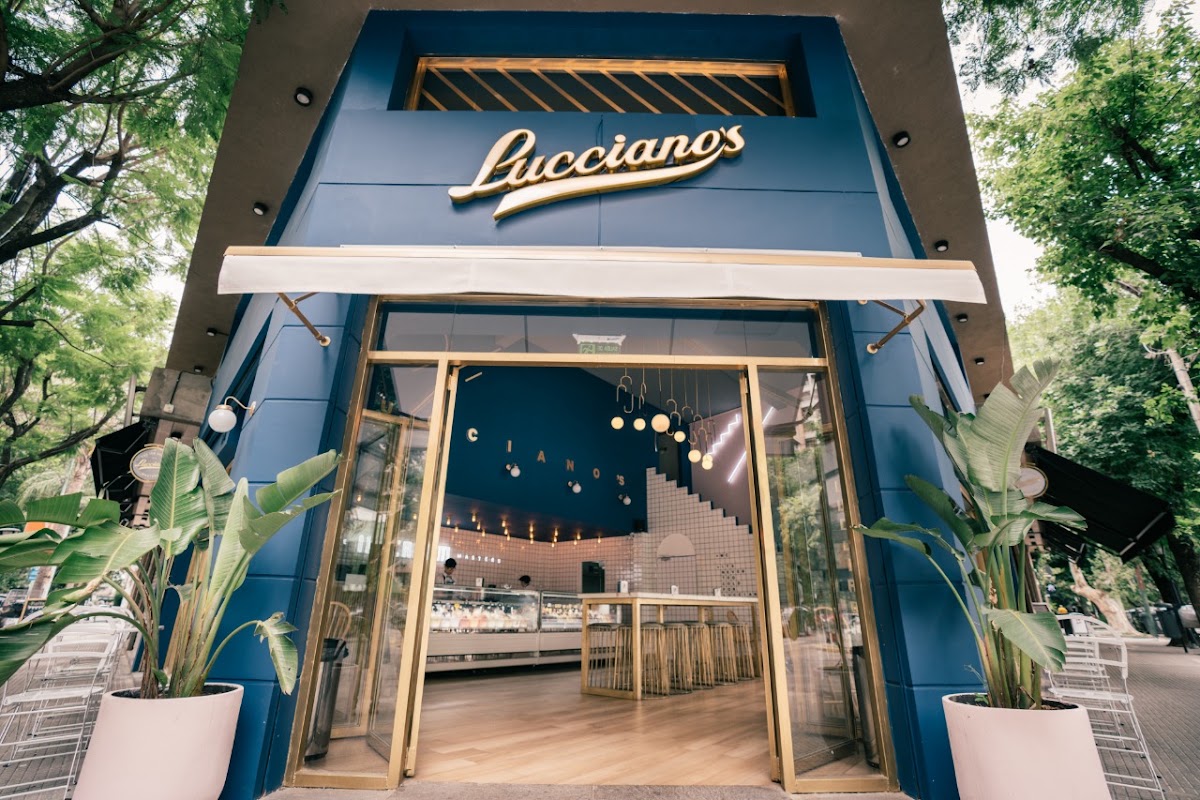 Lucciano's Las Lomitas